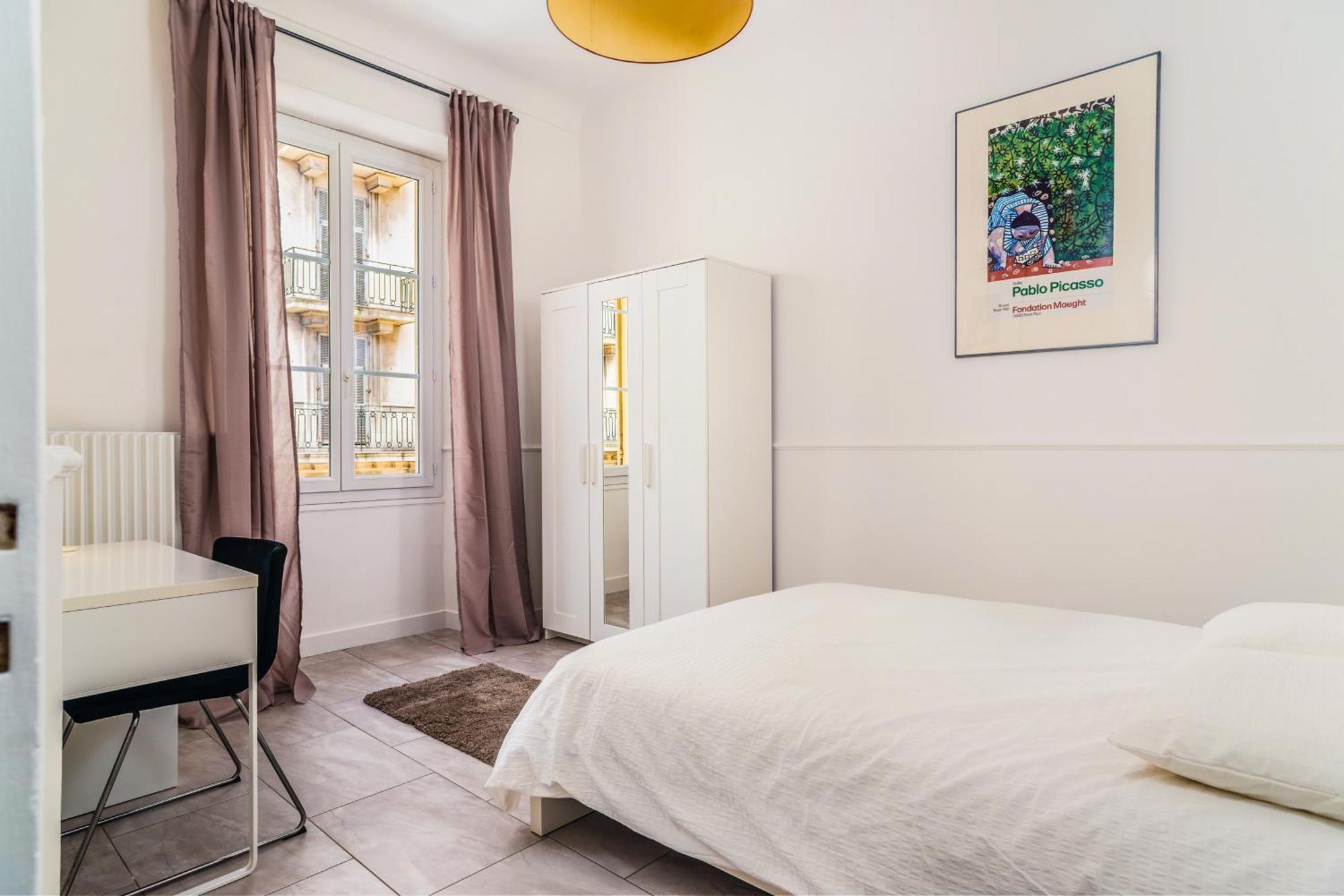 Modern 2-Bedroom City Center Apartment Nice Ngoại thất bức ảnh
